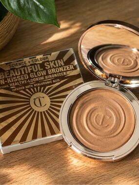 Charlotte Tilbury | Beautiful Skin Sun-Kissed Glow - Shade Medium